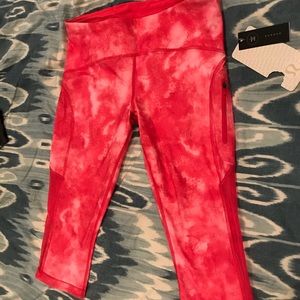 Lululemon Sun Runner Crops